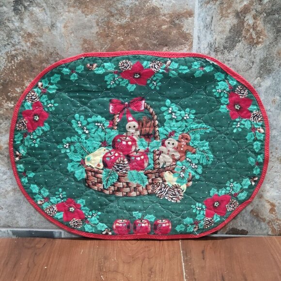 Vintage Ginger Bread Men Candy Canes Placemats Oval Green Quilted Set of 5 - Picture 1 of 11